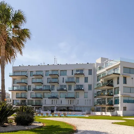 Bay 304 Paralimni