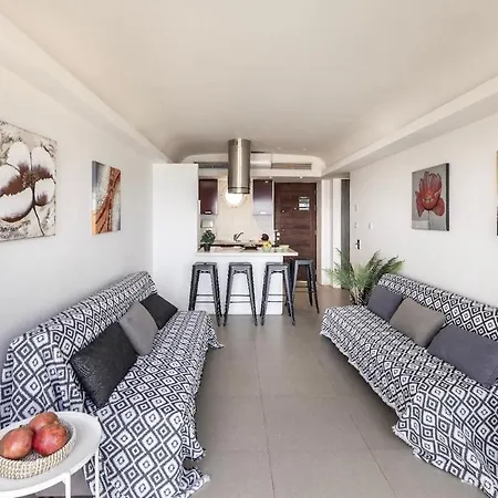 Bay 304 Apartament Paralimni